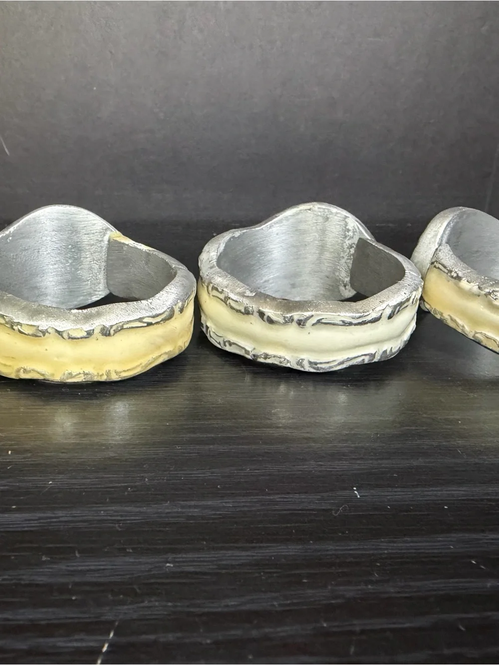 Vintage 6 Napkin Rings SPOON FLATWARE HANDLE DESIGN Metal IVORY CREAM ENAMEL